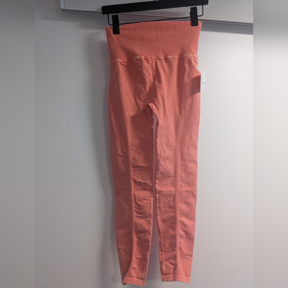 Free People Movement High-Rise 7/8 Length Good Karma Leggings Size M/L - Picture 7 of 7